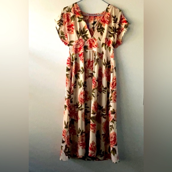 Urban Outfitters Floral Midi dress - Picture 3 of 7
